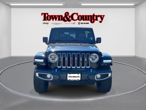 Used 2022 Jeep Wrangler Unlimited Sahara 4xe image 2
