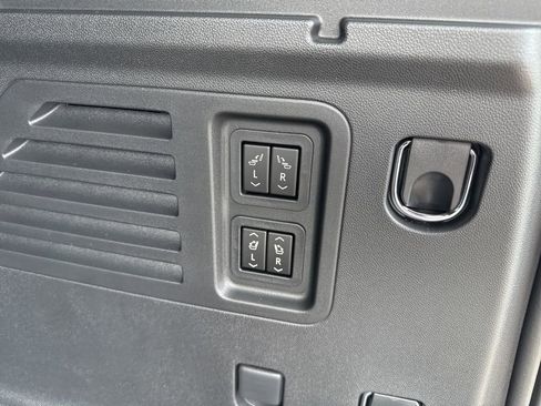 New 2026 Chevrolet Traverse High Country image 34