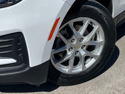 Used 2022 Chevrolet Equinox LS w/ LS Convenience Package image 8