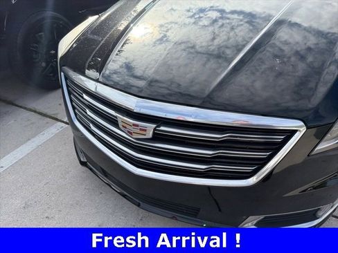Used 2018 Cadillac XTS Luxury image 5