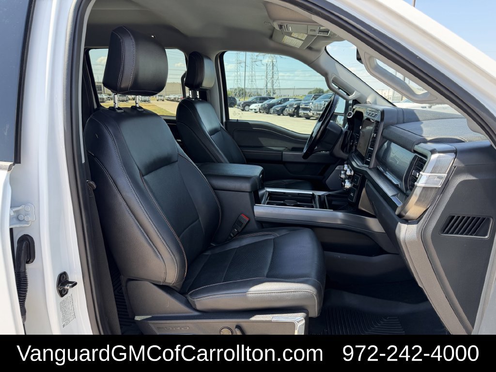 Used 2023 Ford F250 Lariat w/ Sport Appearance Package AWD/4WD image 29
