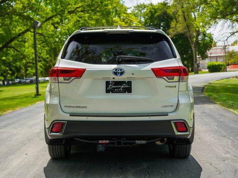 Used 2018 Toyota Highlander Limited w/ Protection Package #3 AWD/4WD image 6