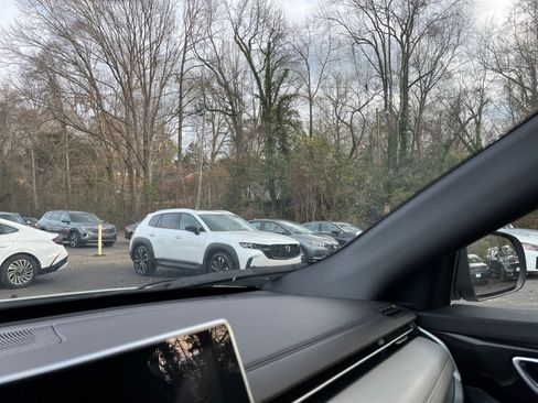 Used 2025 Jeep Compass Limited image 36