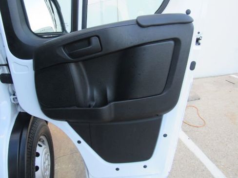Used 2023 RAM ProMaster 2500 image 22