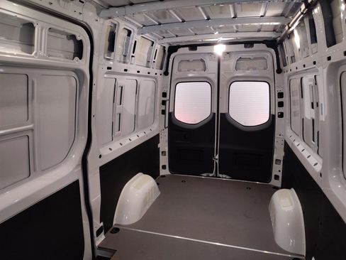 New 2026 Mercedes-Benz Sprinter 2500 image 25
