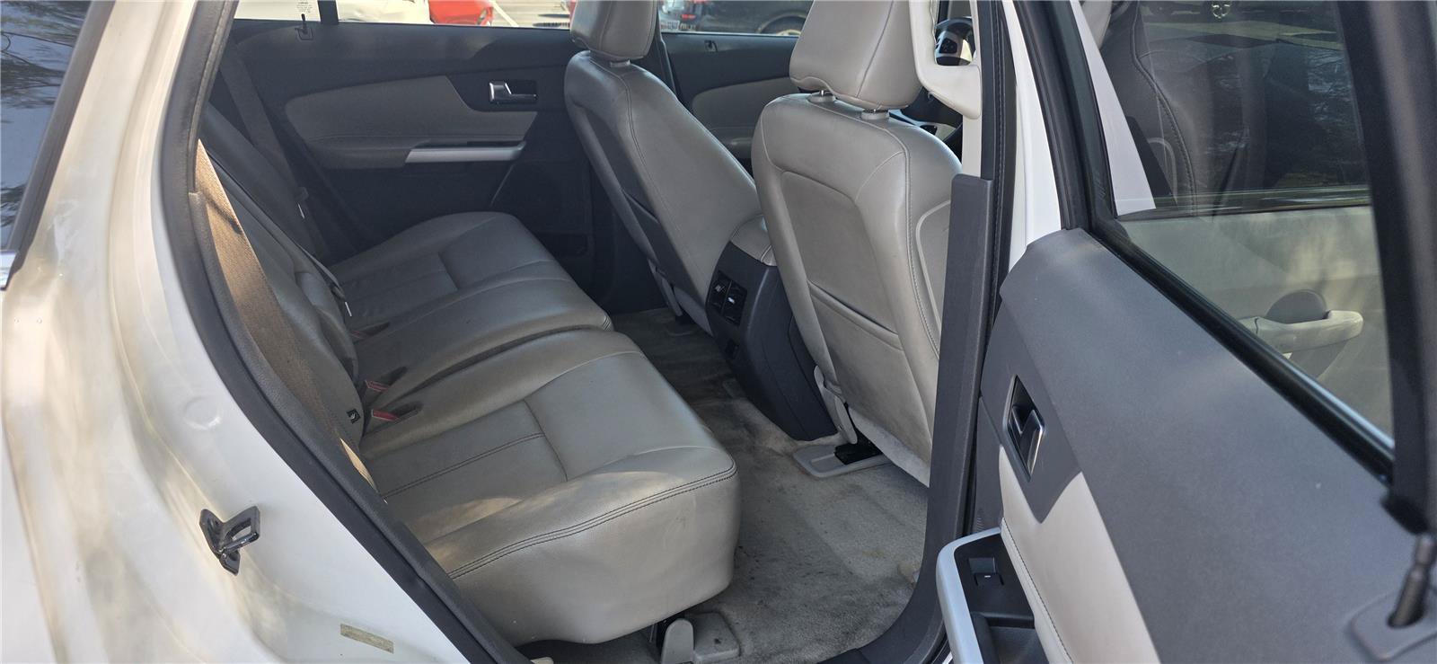 Used 2012 Ford Edge Limited FWD image 12