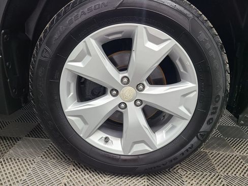 Used 2016 Subaru Forester 2.5i Limited AWD/4WD image 15