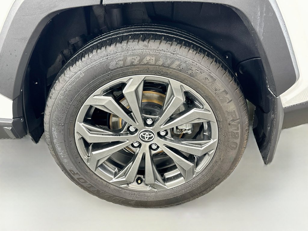 Certified 2025 Toyota RAV4 XLE Premium w/ Weather Package AWD/4WD image 30