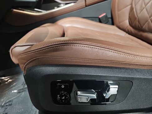 Certified 2024 BMW X5 xDrive50e w/ Premium Package image 30