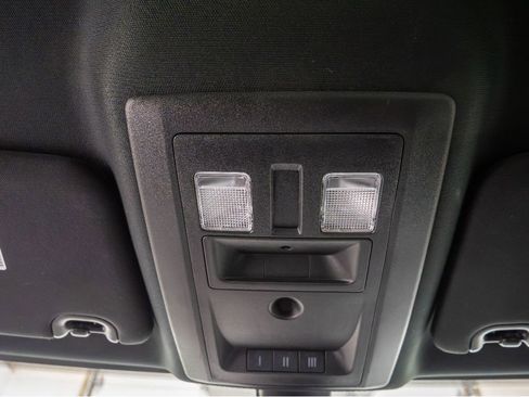 Used 2021 RAM 1500 Classic Warlock image 23