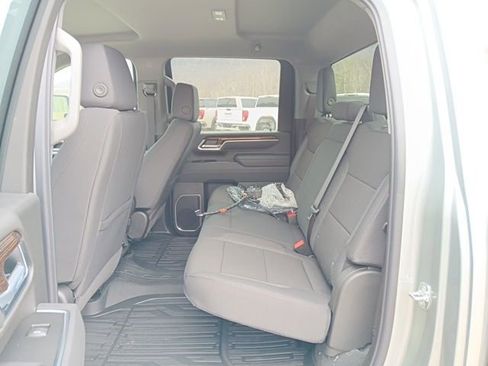 New 2026 GMC Sierra 2500 SLE w/ SLE Value Package; AWD/4WD image 7