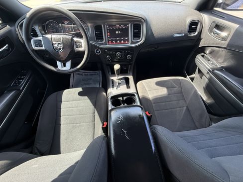 Used 2014 Dodge Charger SE image 11