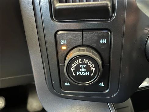 Used 2026 Ford F150 Lariat w/ Equipment Group 501A Mid AWD/4WD image 17