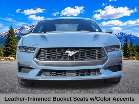 Used 2025 Ford Mustang Premium RWD image 7