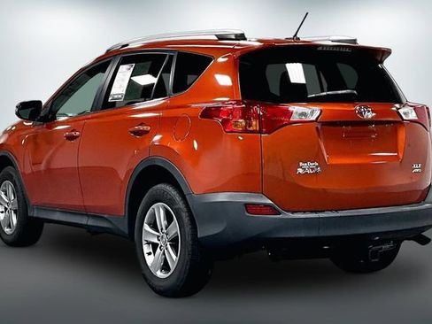 Used 2015 Toyota RAV4 XLE AWD/4WD image 6