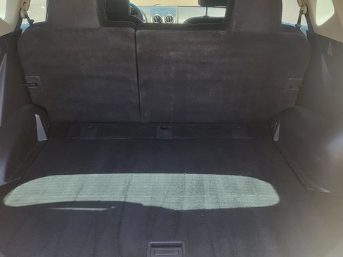 Used 2015 Nissan Rogue S FWD image 12
