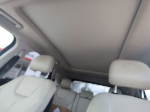 Used 2018 Ford Edge Titanium w/ Equipment Group 301A AWD/4WD image 41