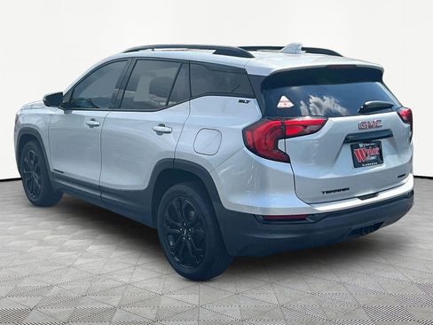 Used 2021 GMC Terrain SLT w/ Infotainment Package II AWD/4WD image 4