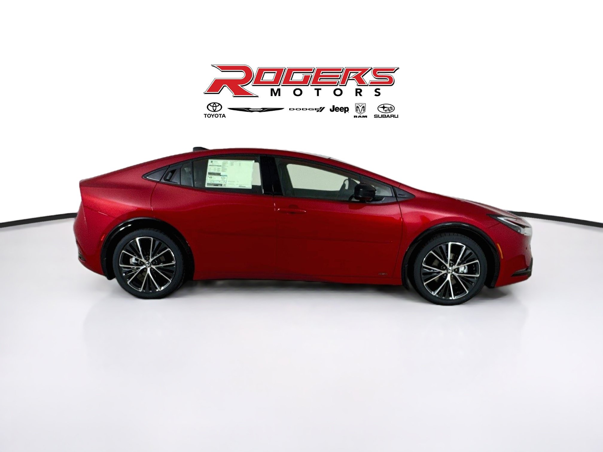 Certified 2025 Toyota Prius XLE AWD/4WD image 9
