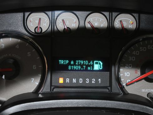 Used 2010 Ford F150 XLT RWD image 12