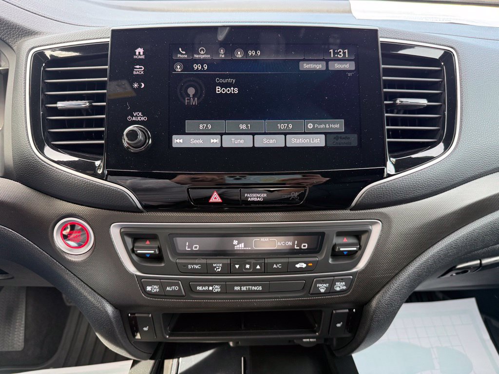 Used 2025 Honda Passport TrailSport image 28