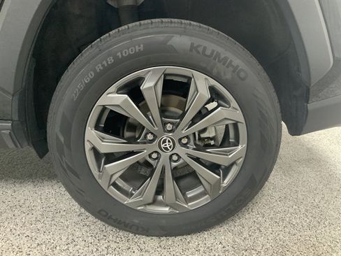 Used 2023 Toyota RAV4 Limited image 10