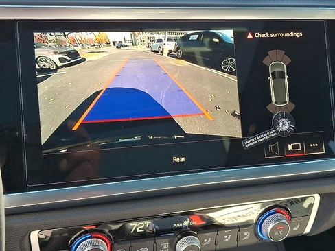 New 2025 Audi Q3 2.0T Premium image 12