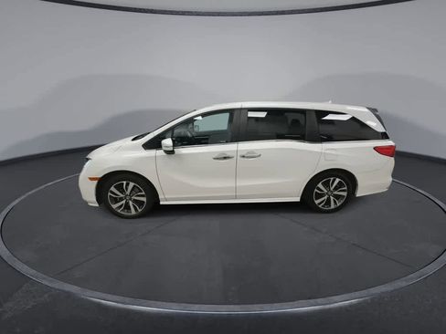 Used 2023 Honda Odyssey Touring image 5