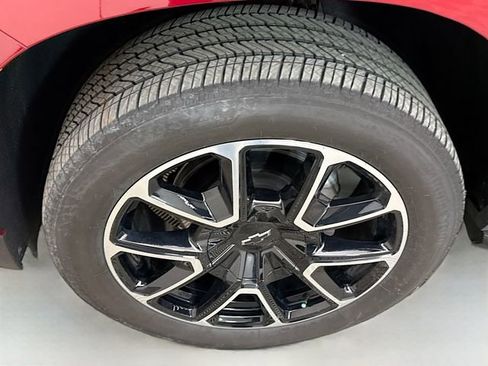 Used 2024 Chevrolet Tahoe RST w/ Luxury Package image 37