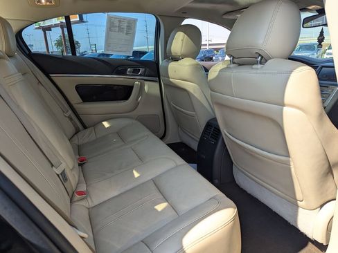 Used 2014 Lincoln MKS AWD w/ Equipment Group 201A image 29