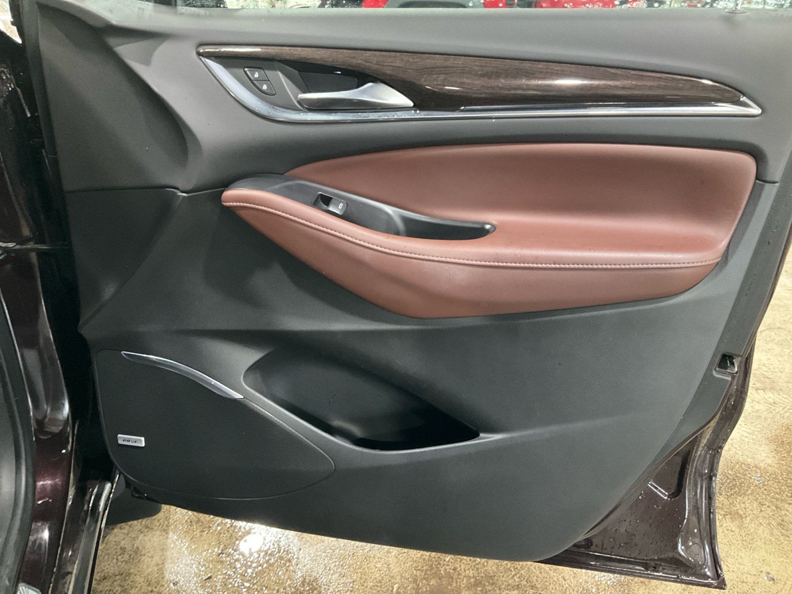 Used 2020 Buick Enclave Avenir w/ Avenir Technology Package AWD/4WD image 19