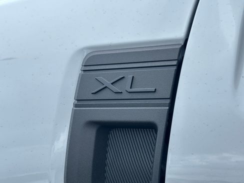 New 2025 Ford Maverick XL FWD image 24
