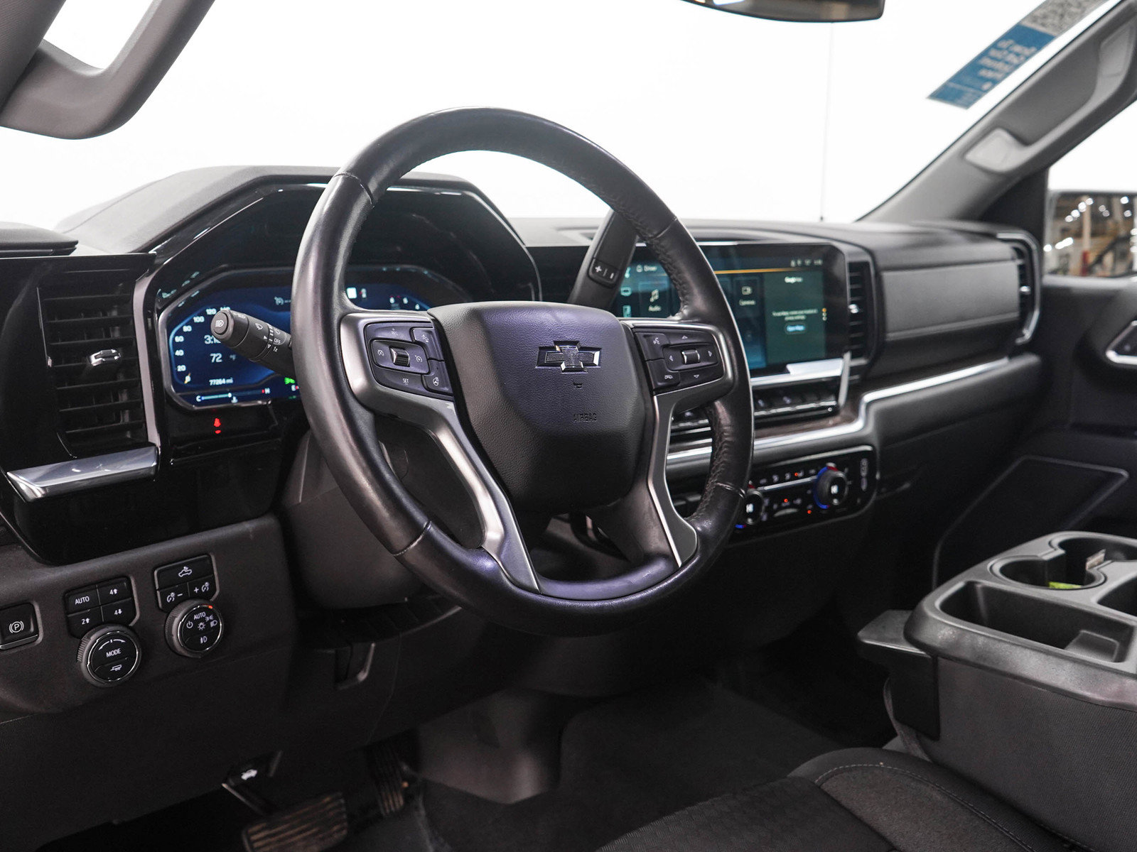 Used 2022 Chevrolet Silverado 1500 RST AWD/4WD image 25