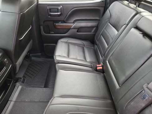 Used 2018 GMC Sierra 2500 Denali w/ Duramax Plus Package image 21