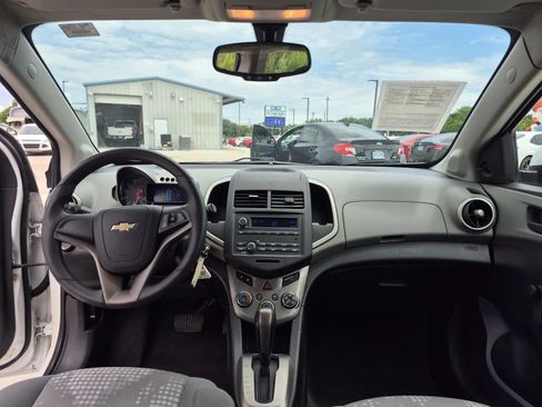 Used 2016 Chevrolet Sonic LS FWD image 20
