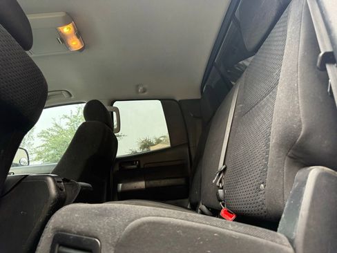 Used 2012 Toyota Tundra 4x4 Double Cab w/ TRD Off-Road Pkg image 9