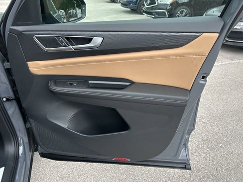 New 2026 Volkswagen Atlas Cross Sport SEL R-Line image 39