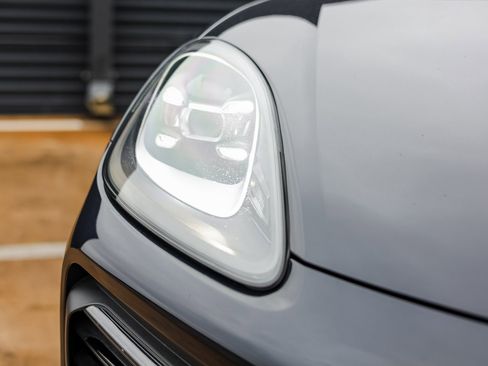 Certified 2022 Porsche Cayenne E-Hybrid image 13