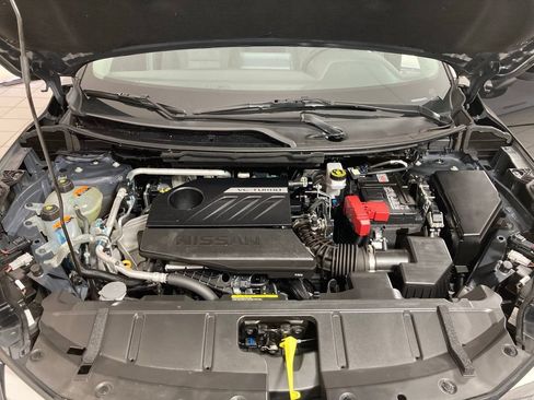 Used 2025 Nissan Rogue SV AWD/4WD image 26