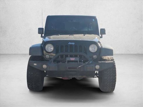 Used 2014 Jeep Wrangler Unlimited Rubicon w/ Connectivity Group image 2