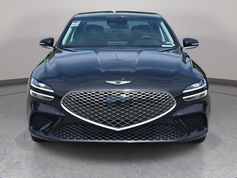 Used 2025 Genesis G70 2.5T AWD/4WD image 2