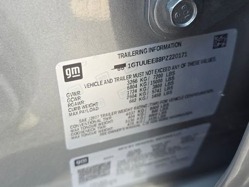 Used 2023 GMC Sierra 1500 AT4 w/ Technology Package image 28