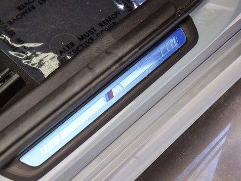 Certified 2023 BMW 330i Sedan w/ M Sport Package image 18