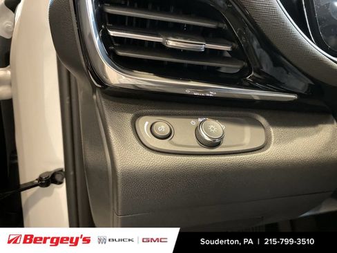 New 2026 Buick Envista Sport Touring FWD image 19