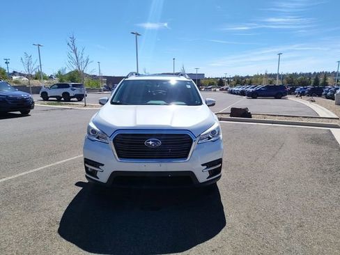 Used 2022 Subaru Ascent Limited w/ Technology Package AWD/4WD image 8