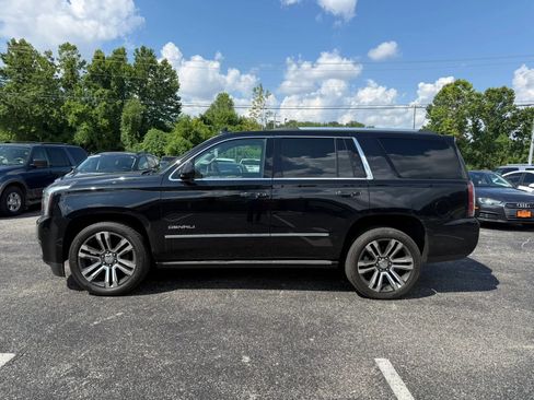 Used 2018 GMC Yukon Denali w/ Denali Ultimate Package AWD/4WD image 2