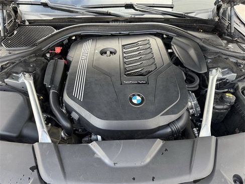 Used 2021 BMW 740i w/ M Sport Package image 36