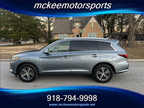 Used 2017 INFINITI QX60 AWD w/ Premium Plus Package image 1