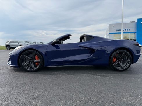 Used 2025 Chevrolet Corvette E-Ray w/ ZER Performance Package AWD/4WD image 5