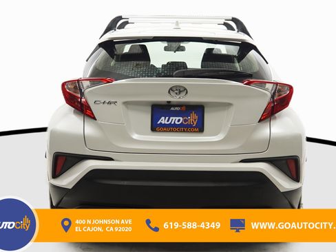 Used 2021 Toyota C-HR LE image 12